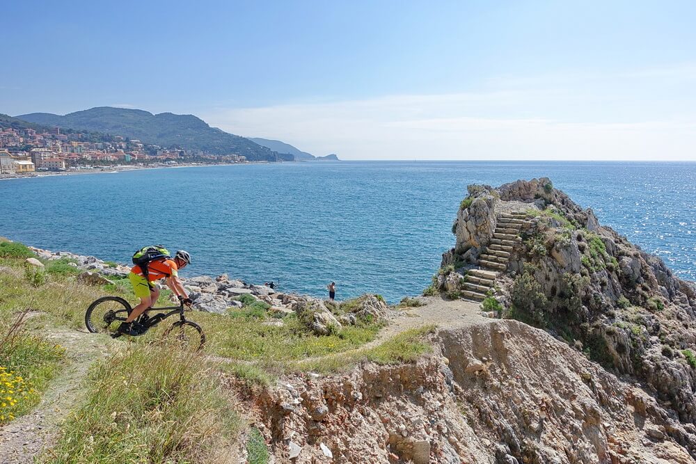 Ein Hauch von Trail an der Bucht von Finale Ligure