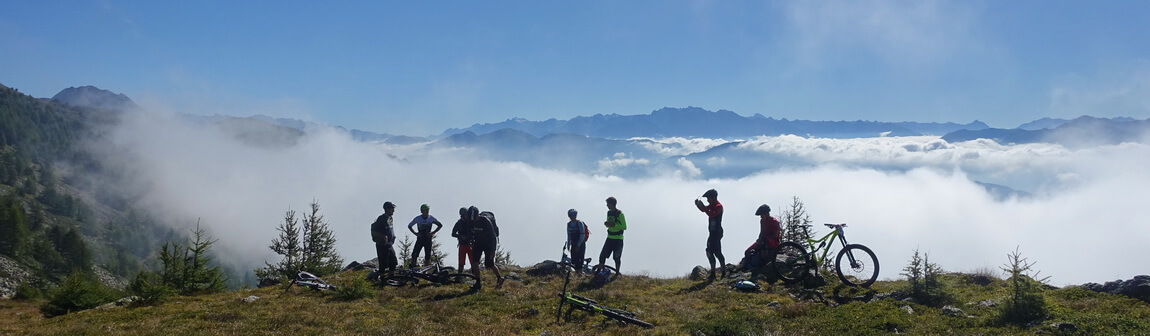 Col d'Anzana: Warten auf den Start bei der Trans Rezia 