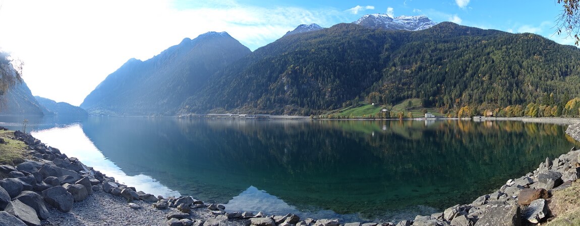 Alta Tensione Trail: stimmungsvolles Trailende am Lago di Poschiavo