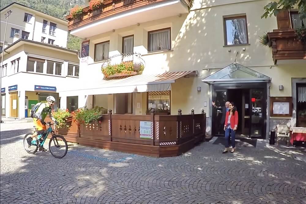 Hotel Sassella