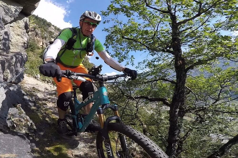 Cannoniera della Vernuga: Yeti in action